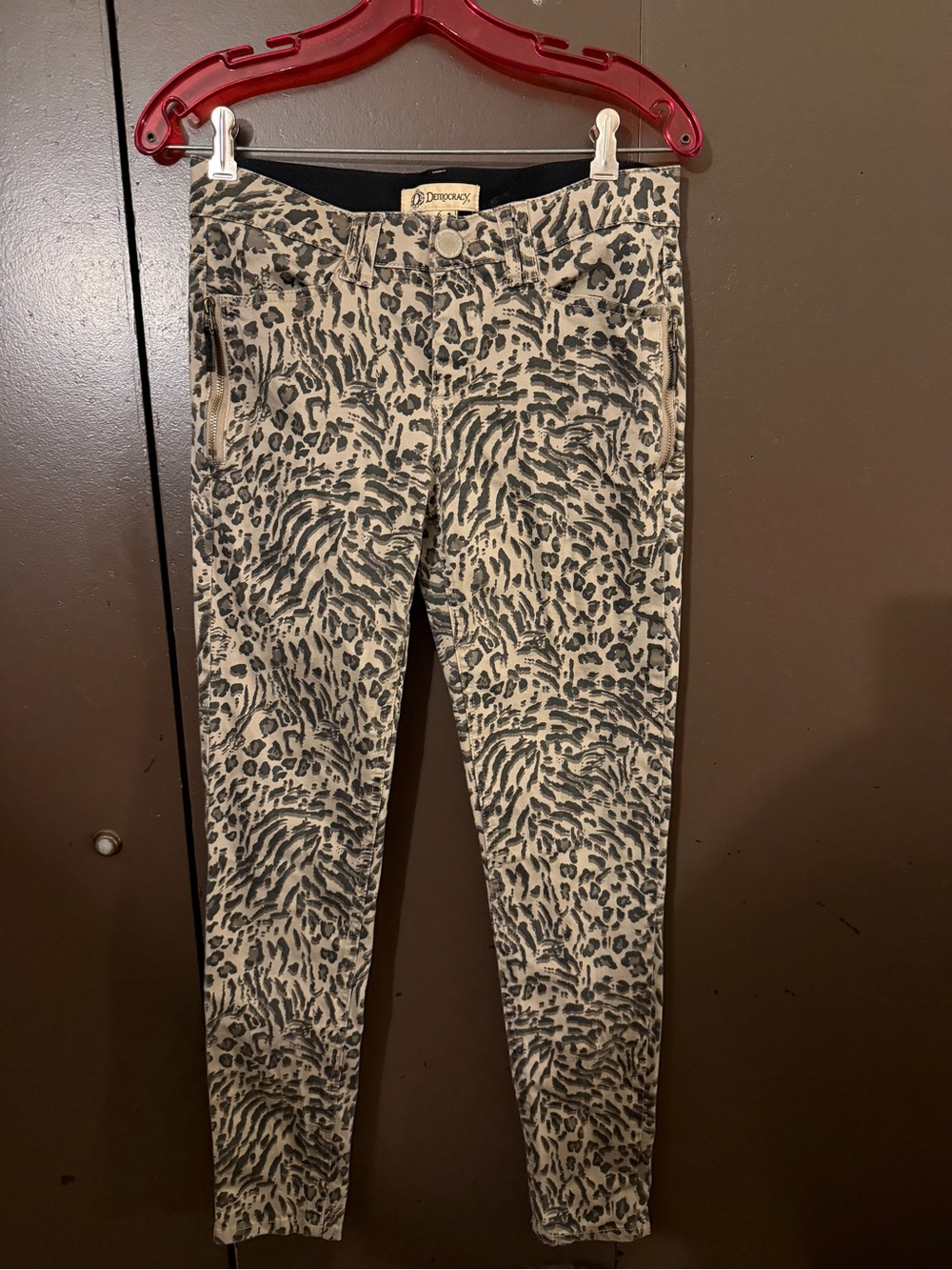 Democracy “Ab” technology Skinny Jeans in brown with Black Animal Print - Picture 2 of 6